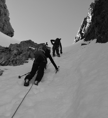 Arrivée au col tuckett, massif des Ecrins Arrivée au col tuckett, massif des Ecrins
