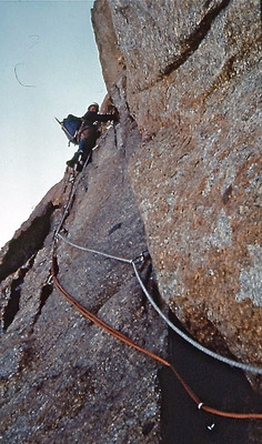 Guide dans la face E du Grand Cap voie Bonatti 1968 Guide dans la face E du Grand Cap voie Bonatti 1968