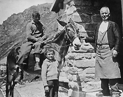 Ravitaillement cabane 1930 Ravitaillement cabane 1930