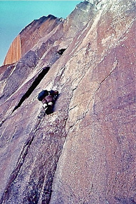Guide dans face du Petit Clocher du Portalet 1964 Guide dans face du Petit Clocher du Portalet 1964