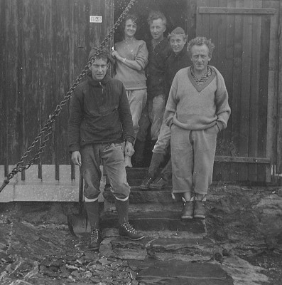 Guide, porteur et clients 1958 Guide, porteur et clients 1958