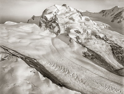 Mont Rose par Edouard Schweitzer (Spelterini) vers 1900 Mont Rose par Edouard Schweitzer (Spelterini) vers 1900