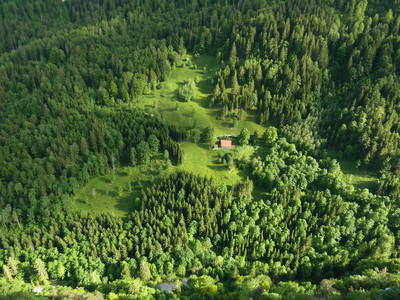 La ferme de "La Steiner" au pied du Schilt La ferme de "La Steiner" au pied du Schilt