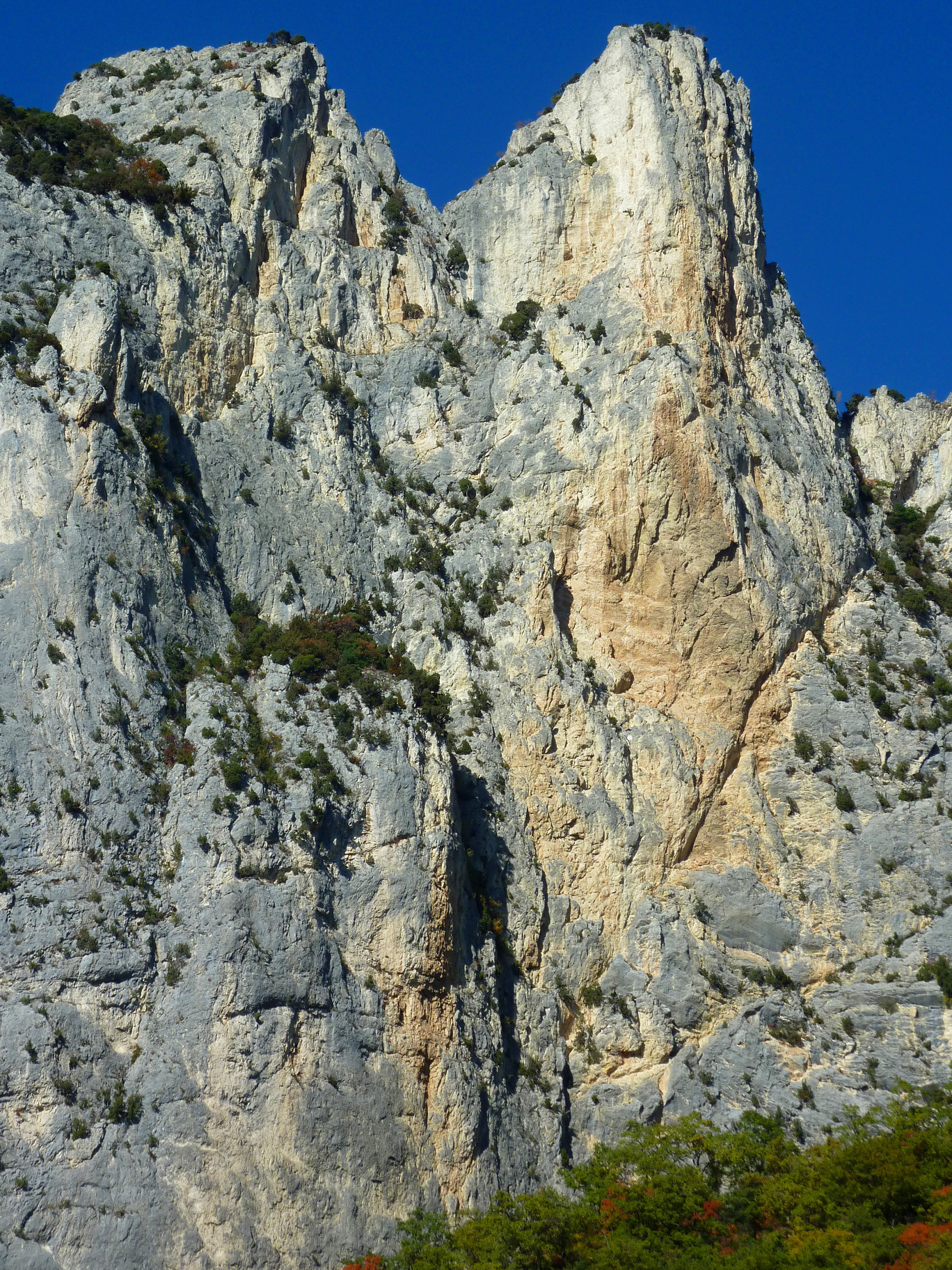 Saoû - Aiguille de la Tour - Face SE