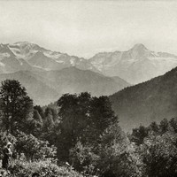 Zykhvarga et Burdjula vus des forêts de Rion par Vittorio Sella
