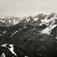 Montagnes des vallées Adyr et Adyl vus du Ciat Bashi par Vittorio Sella
