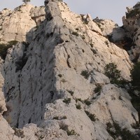 Au pied de la voie