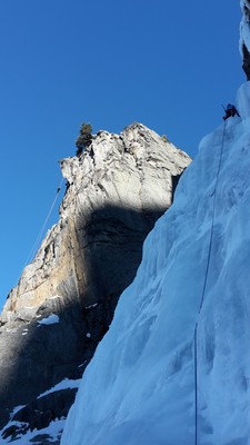vue de la première longueur de rappel depuis Shiva vue de la première longueur de rappel depuis Shiva