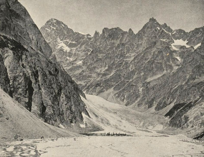 Ecrins - pointe de la Grande Sagne - Pré de Mme Carle - Glacier Noir en 1900 par le TCF Ecrins - pointe de la Grande Sagne - Pré de Mme Carle - Glacier Noir en 1900 par le TCF