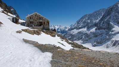 Oberaletschhütte