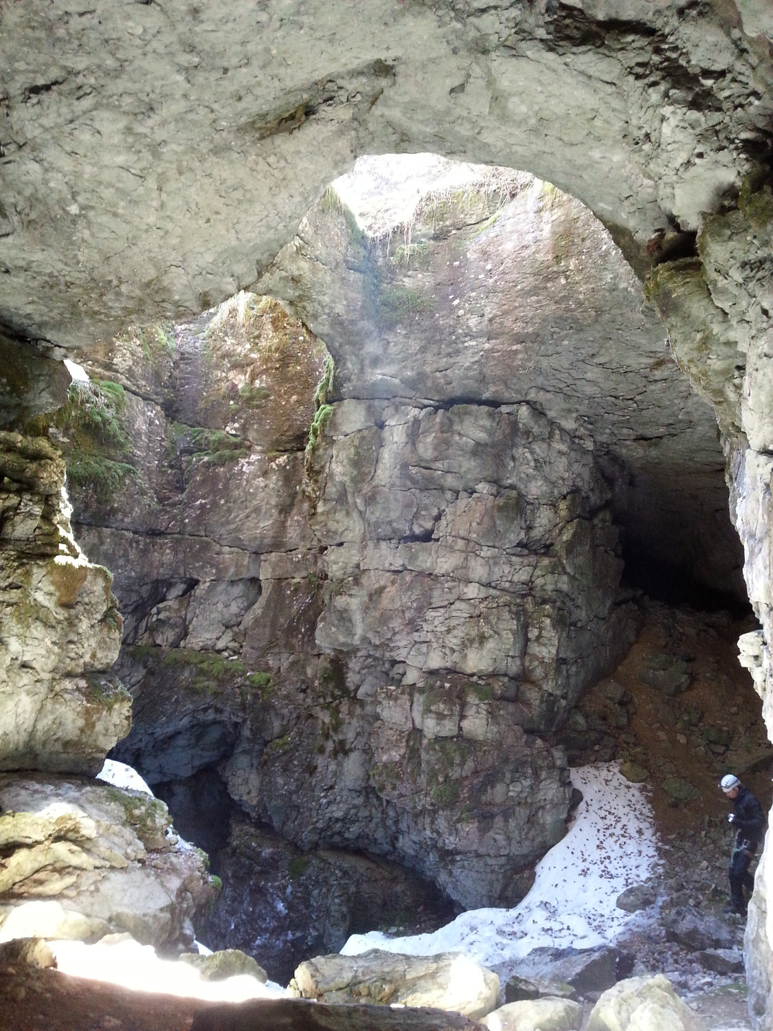 La cloche 1 du bas