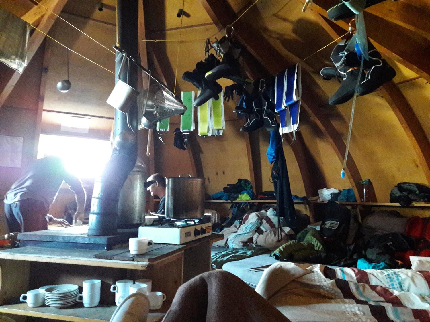 Refuge Igloo des Pantalons Blancs
