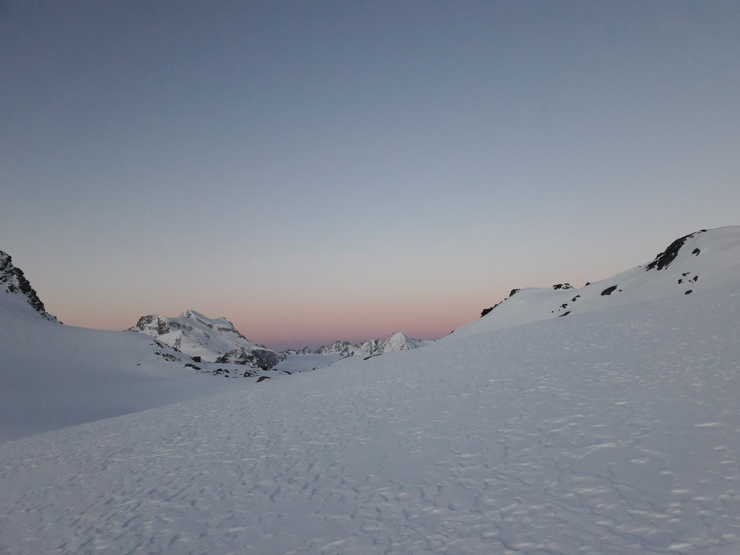 Lever de soleil sur le Grand Combin