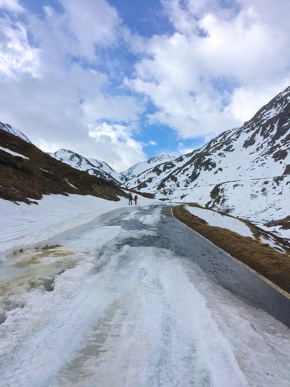 Route en cours de déneigement