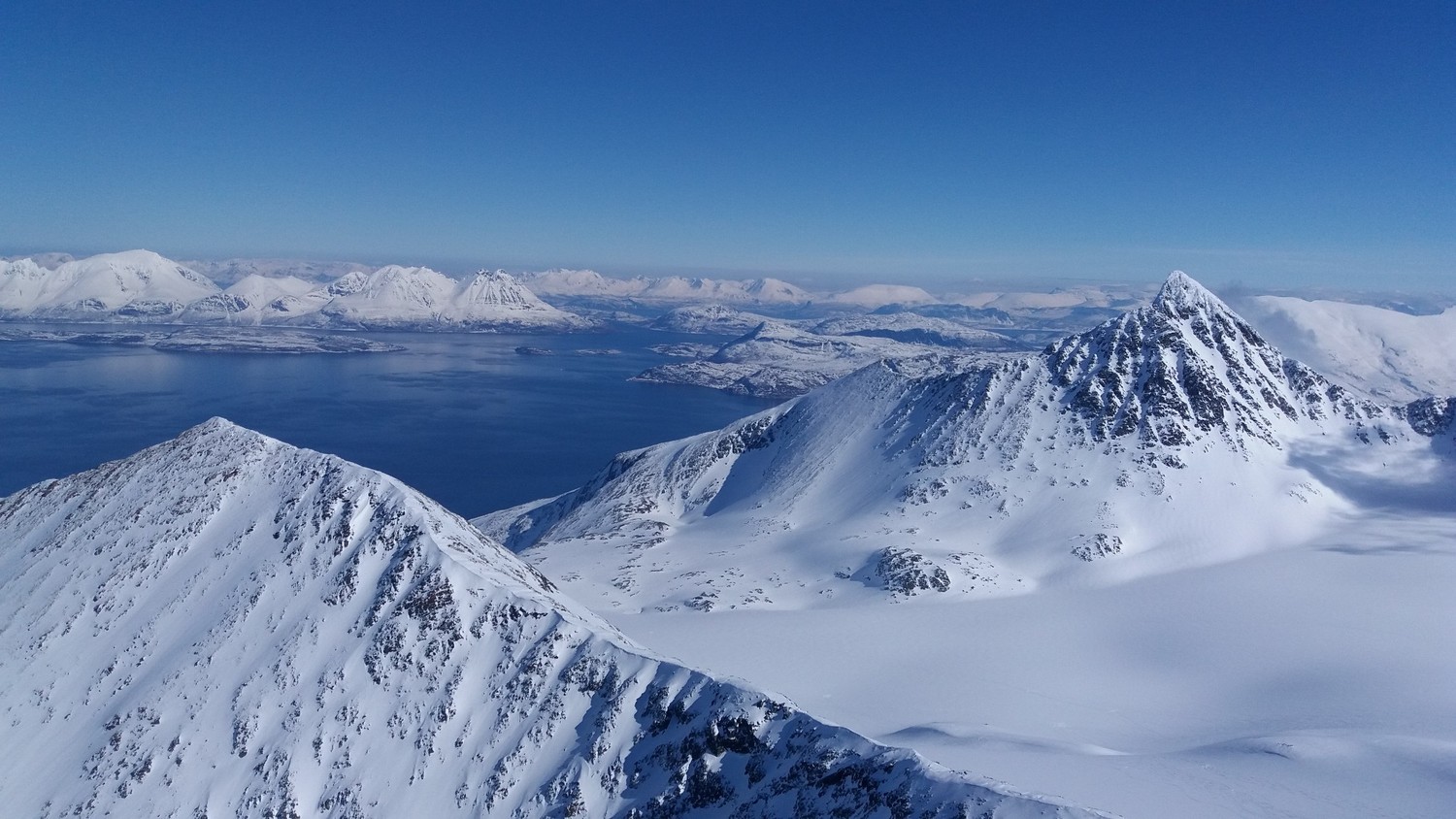 Fjord et glacier