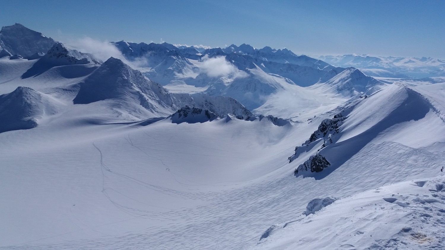 Début de la descente sur le glacier