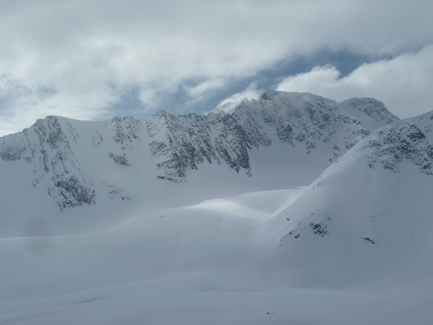 Les couloirs N du Store Kjostindane