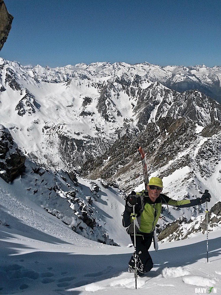Traversée sur le haut du couloir