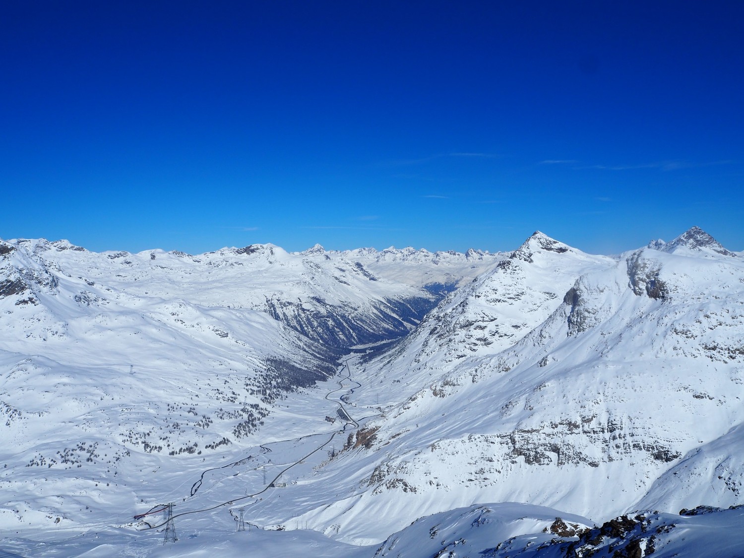 La vallata del Bernina dalla vetta
