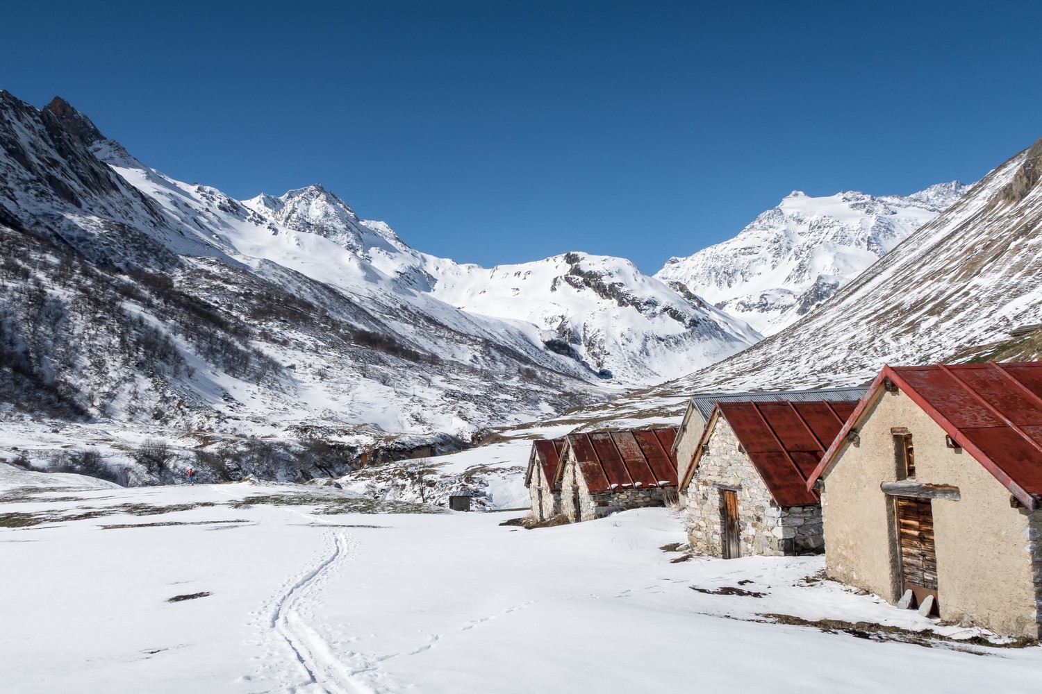 Montée au refuge Peclet Polset - Montaimont (1900m)