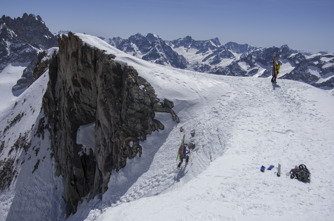 Final à pied (avec ou sans crampons) au col du Pavé