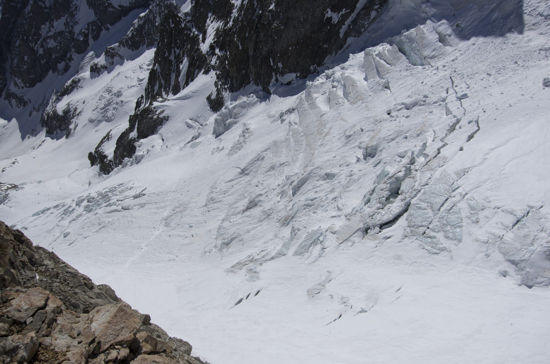 Vue plongeante sur le Glacier de l'Homme