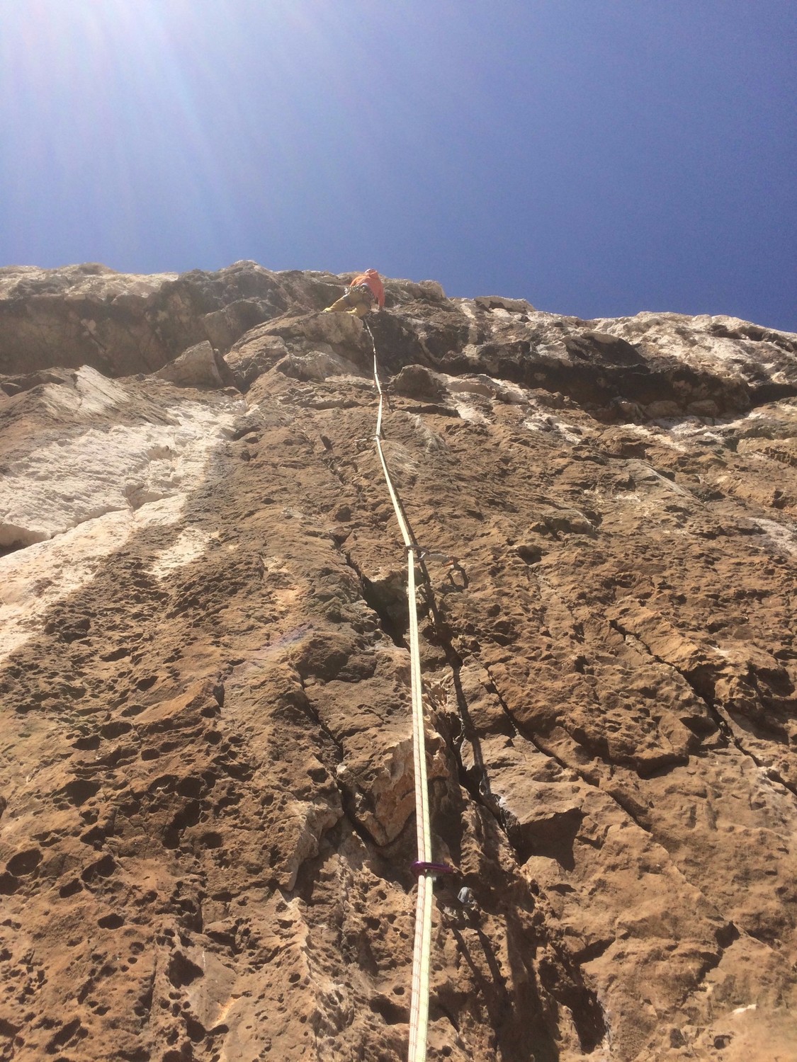 Fin de Sanababich, 6b+ majeur