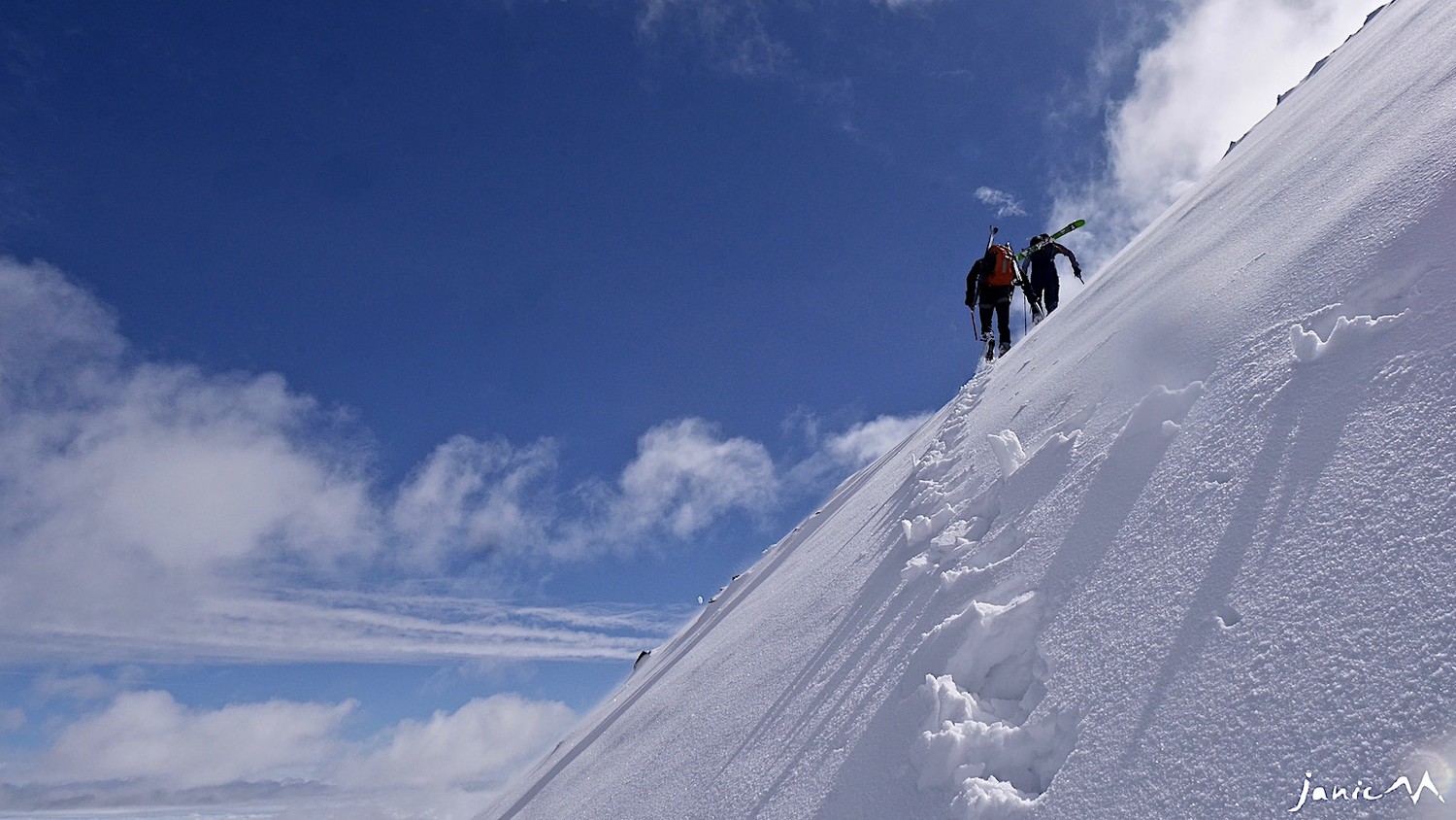 Ressaut qui rejoint l'arête