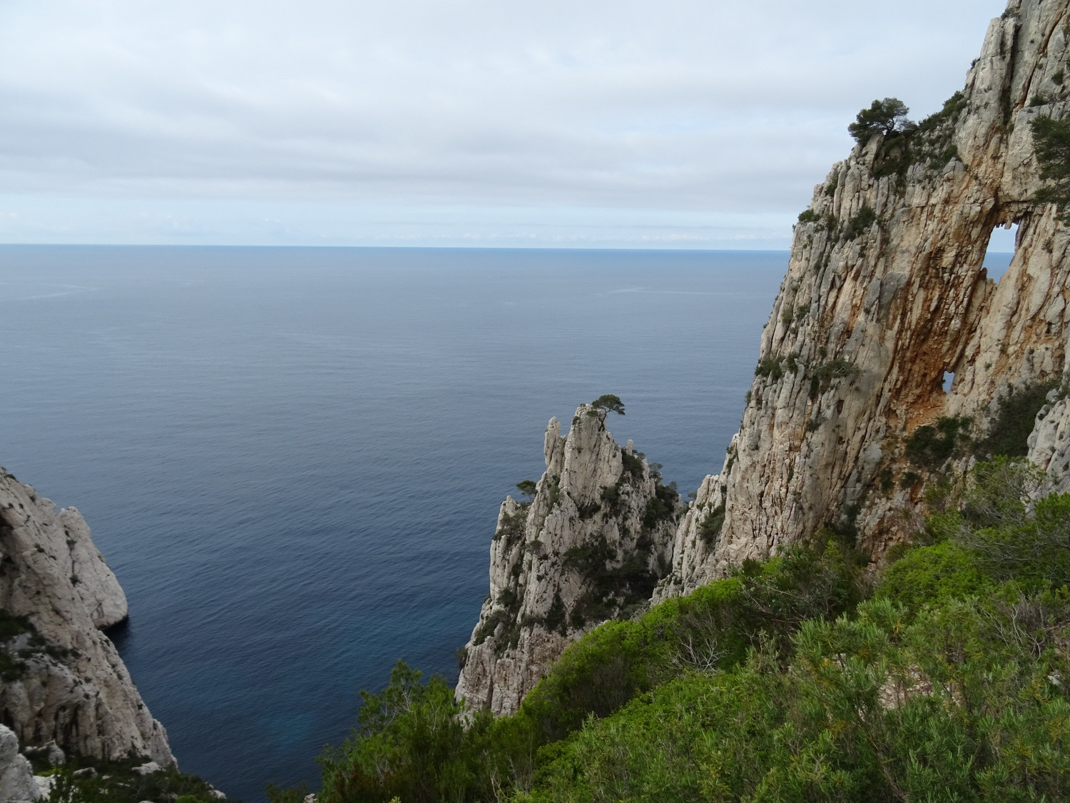 Aiguille et calanque de l'Eissadon