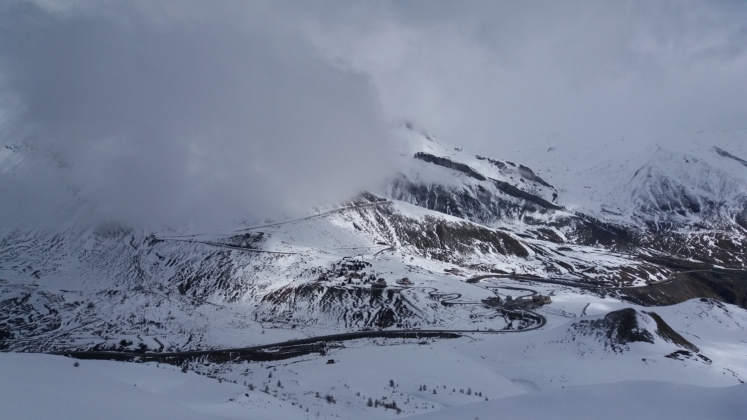 Départ vers le vallon des 3 Evèchés