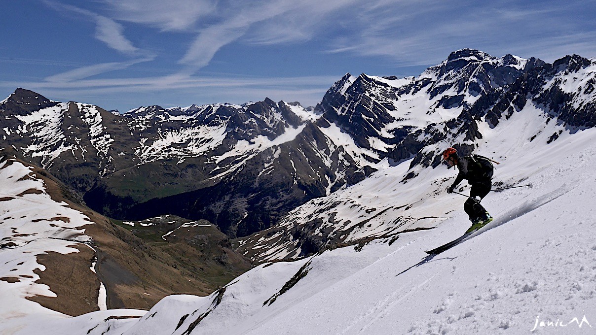 Descente du Pic Entre les Ports
