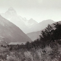 Ushba par Vittorio Sella en 1880