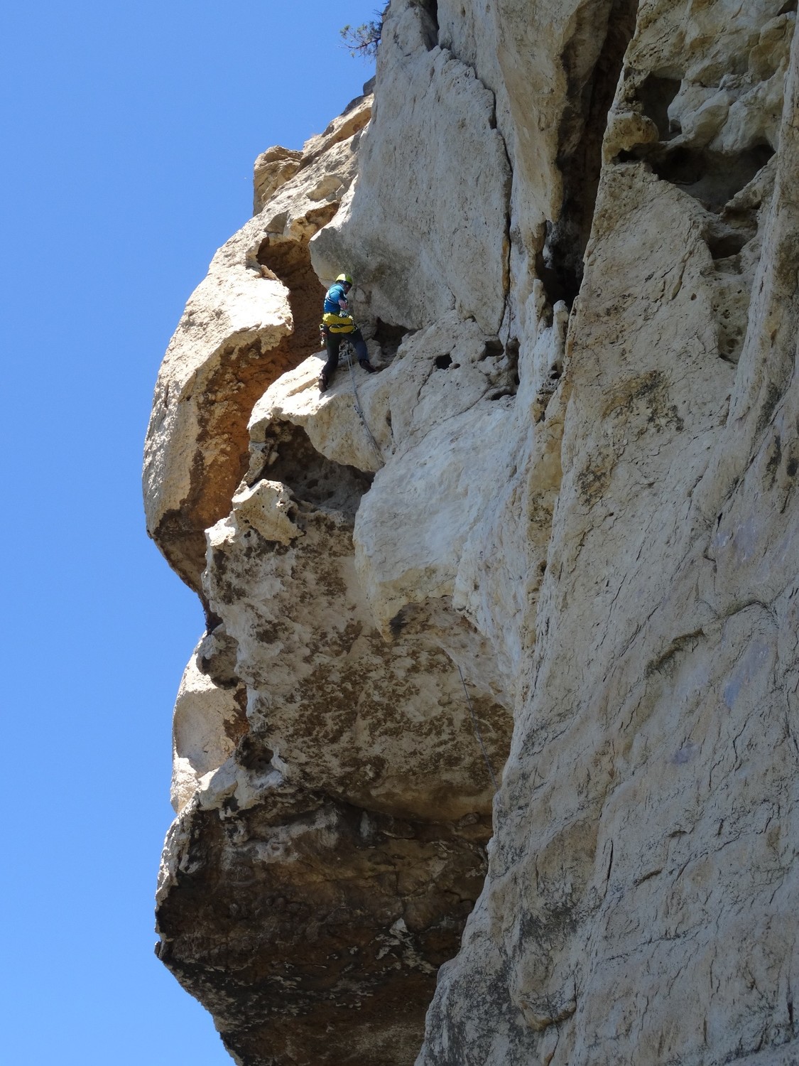 Avant le relais dans la grotte