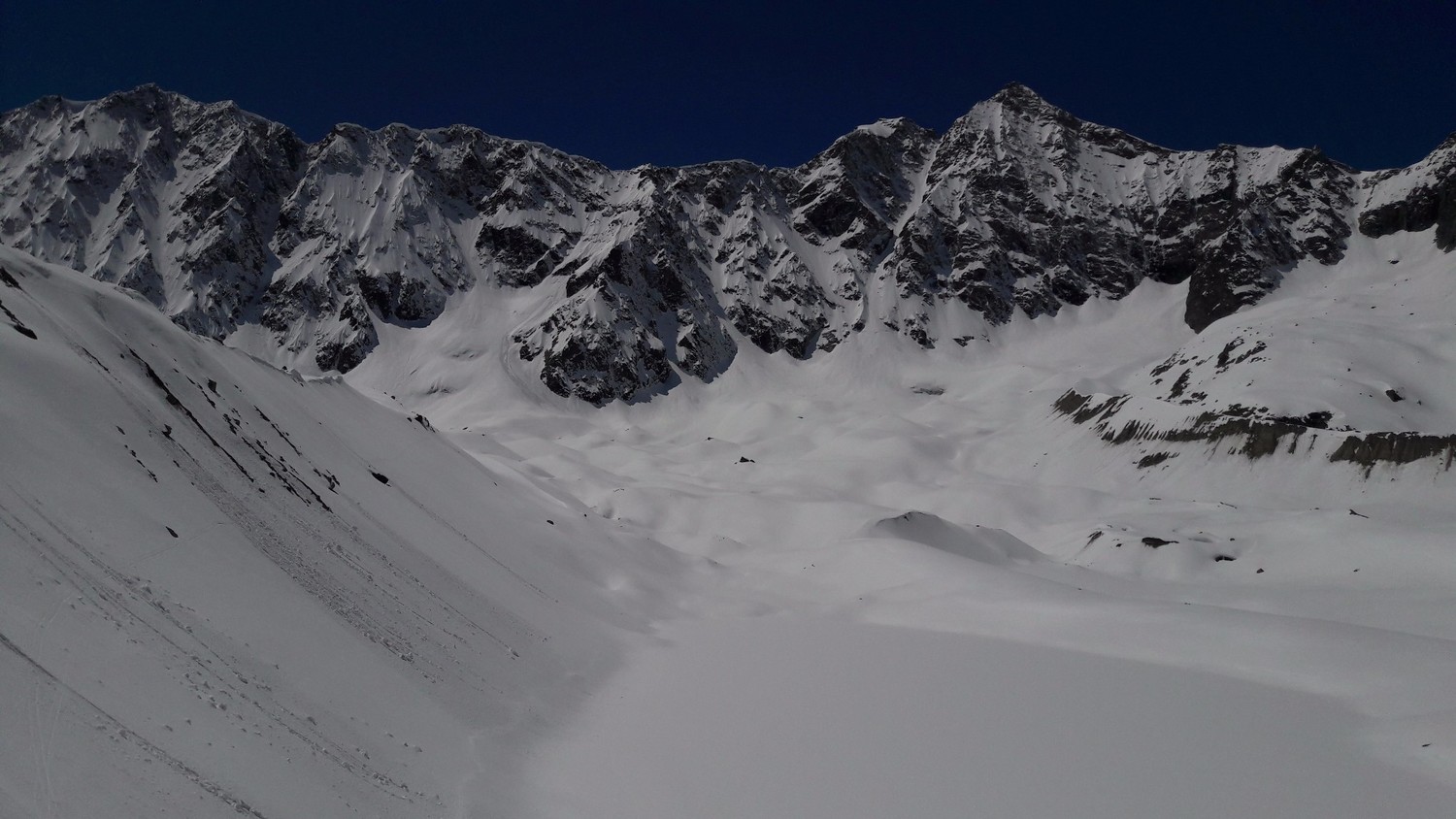 Un passage rapide au dessus des Lacs d'Arsine...