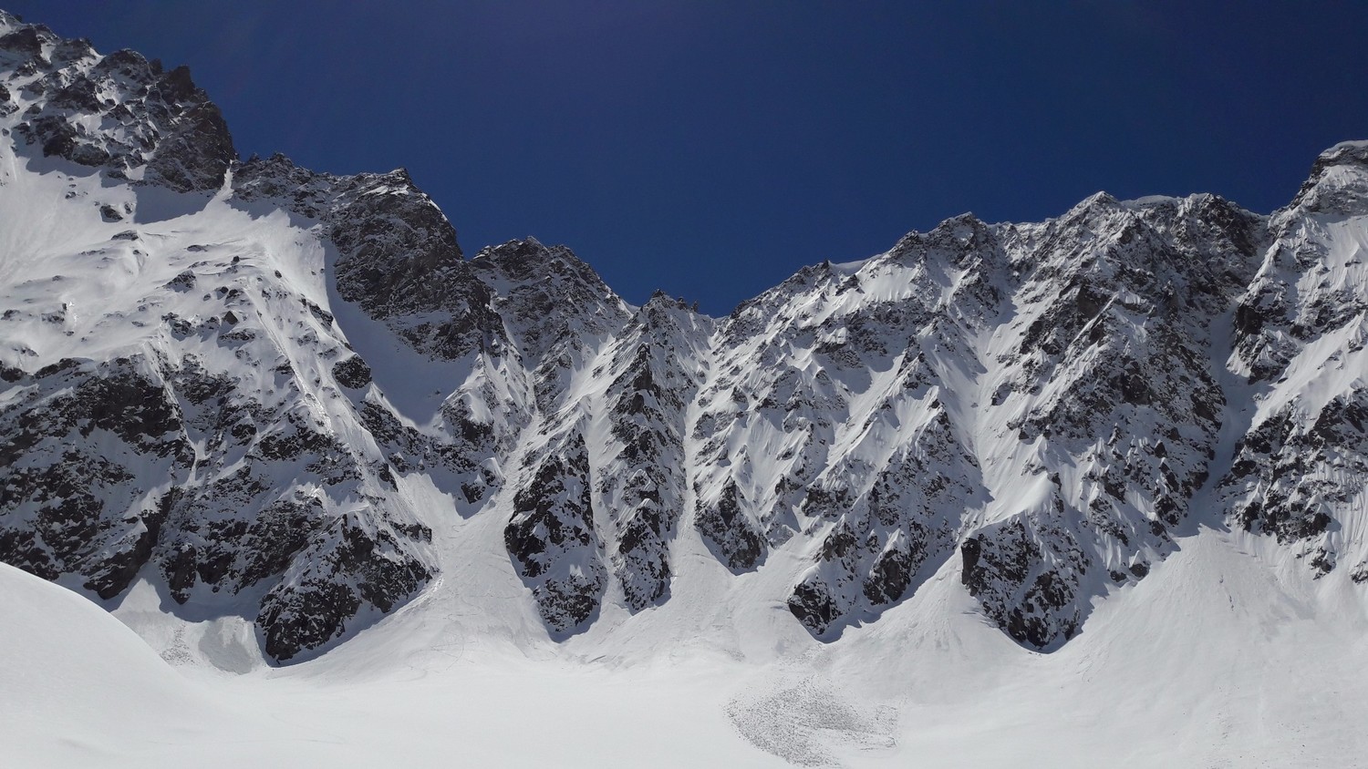 Un dernier regard aux beaux couloirs du jour