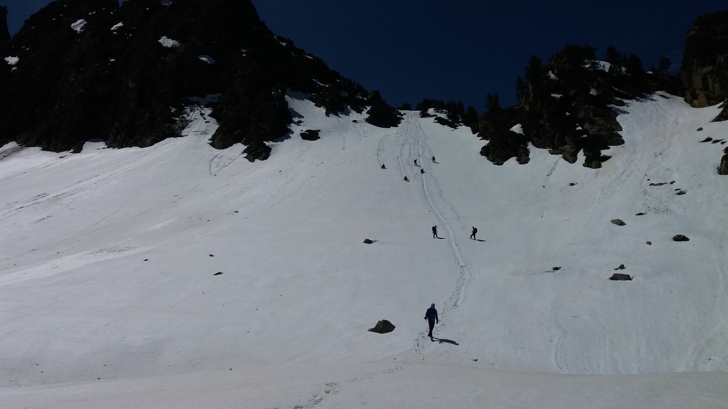 A la descente, un peu sur les fesses π