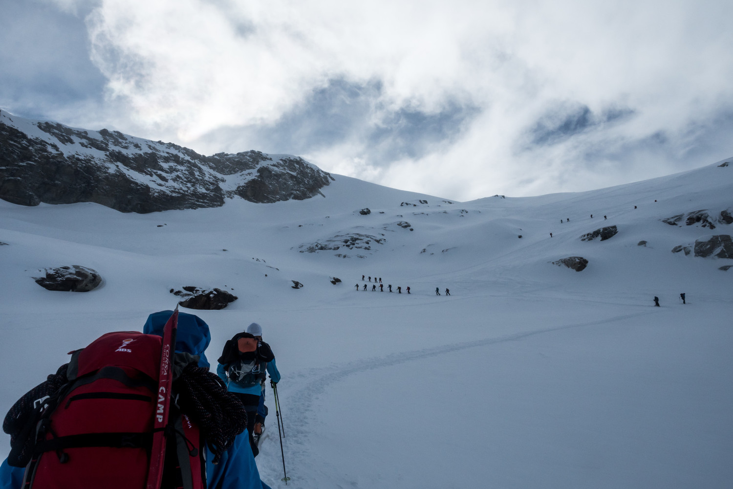 Le 2ème mur, pour passer le verrou au fond du vallon
