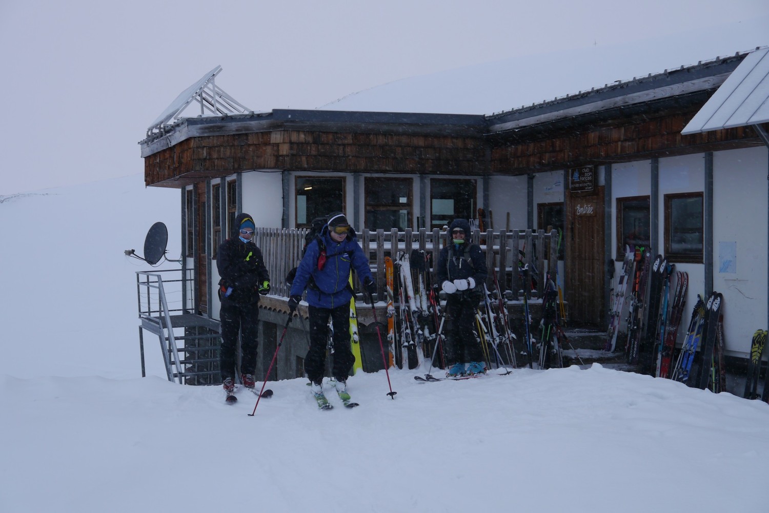 the depart .. very white!!!