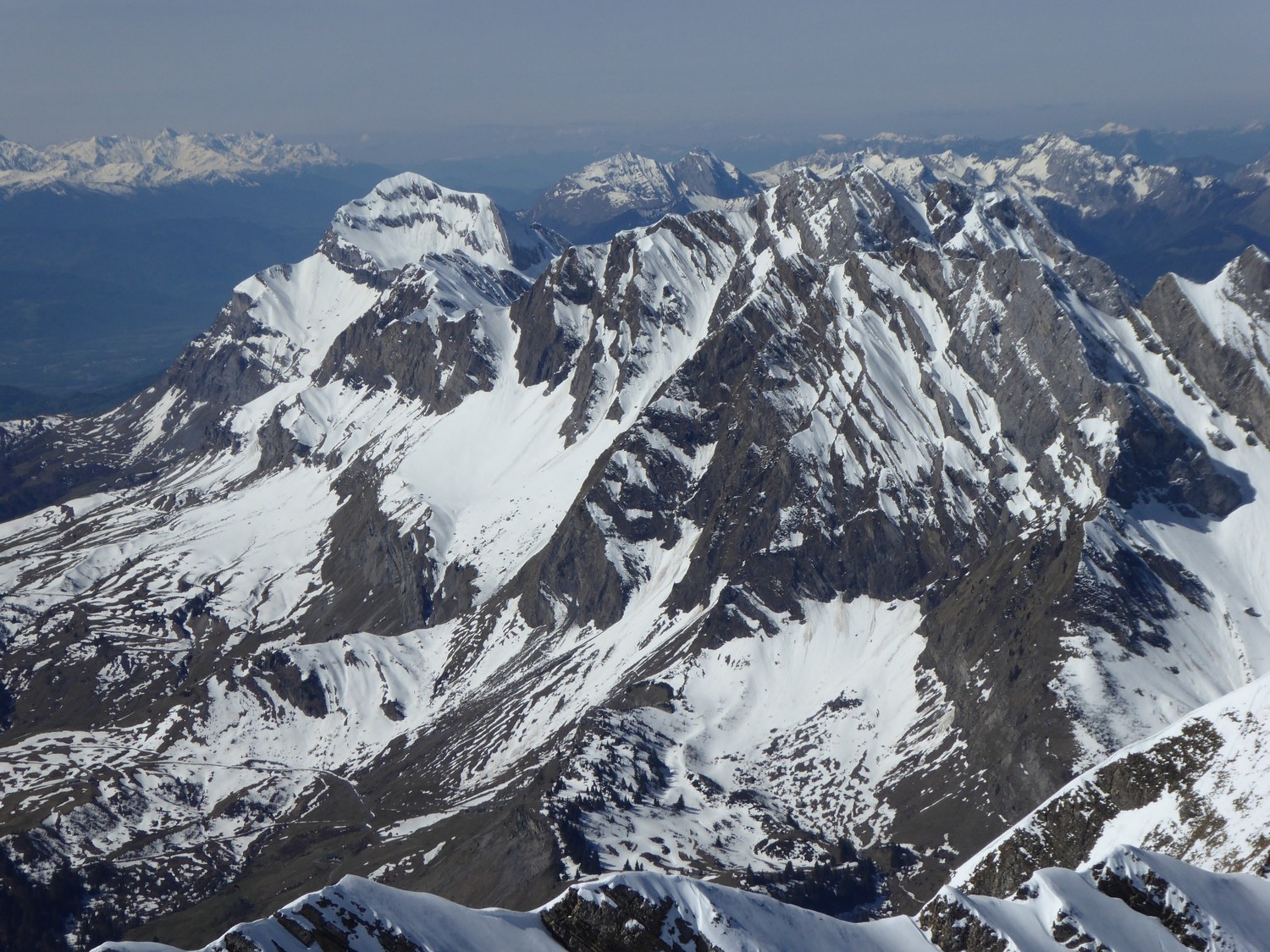 regard vers Blonnières-Etale-Charvin - depuis gde Balmaz