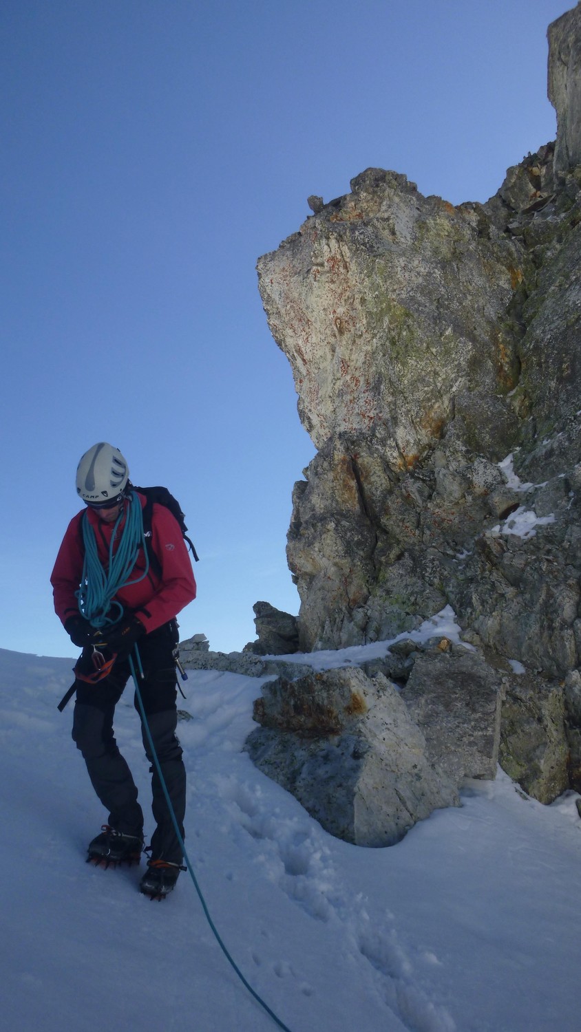 Au col avec la cheminée descendue en rappel