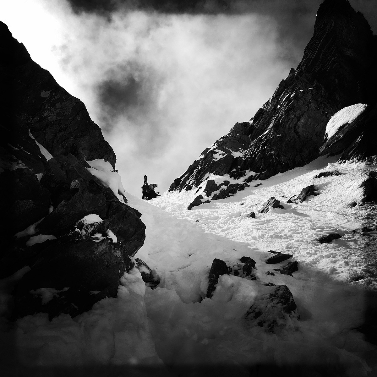 la sortie du couloir... plutôt scabreuse.