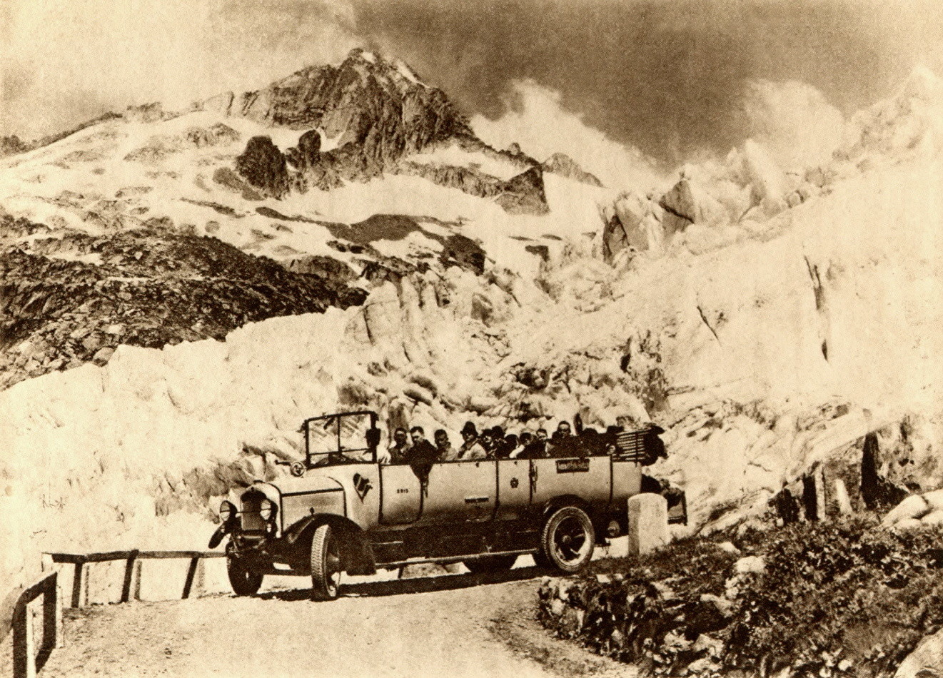 Glacier du Rhône - Gärstenhörner - Route de la Furka, avant 1929