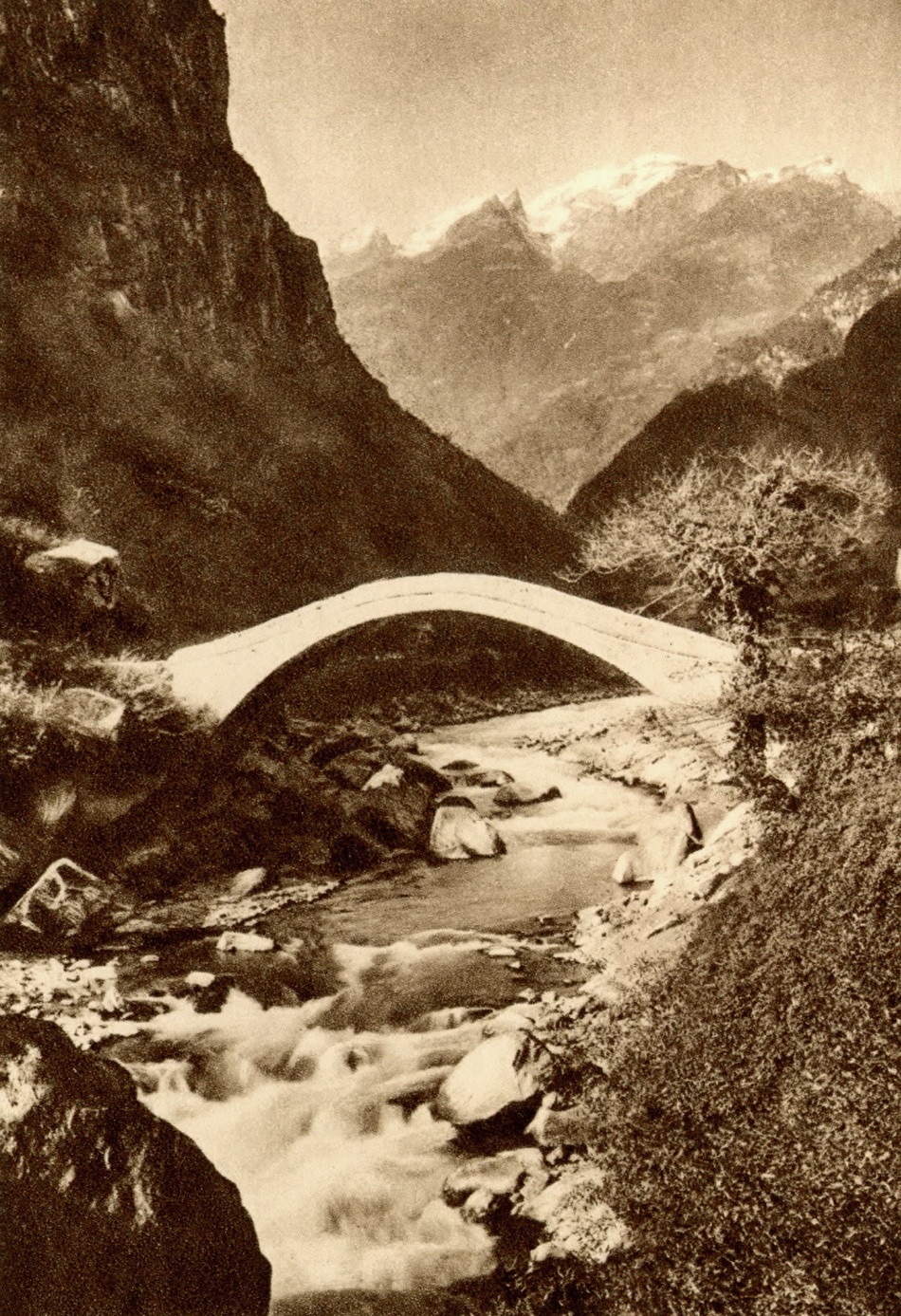 Pont sur la Diveria par Bissonnas
