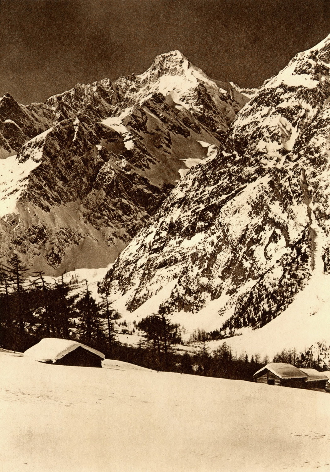 Mont Dolent vu du Val Ferret Suisse par Boissonnas