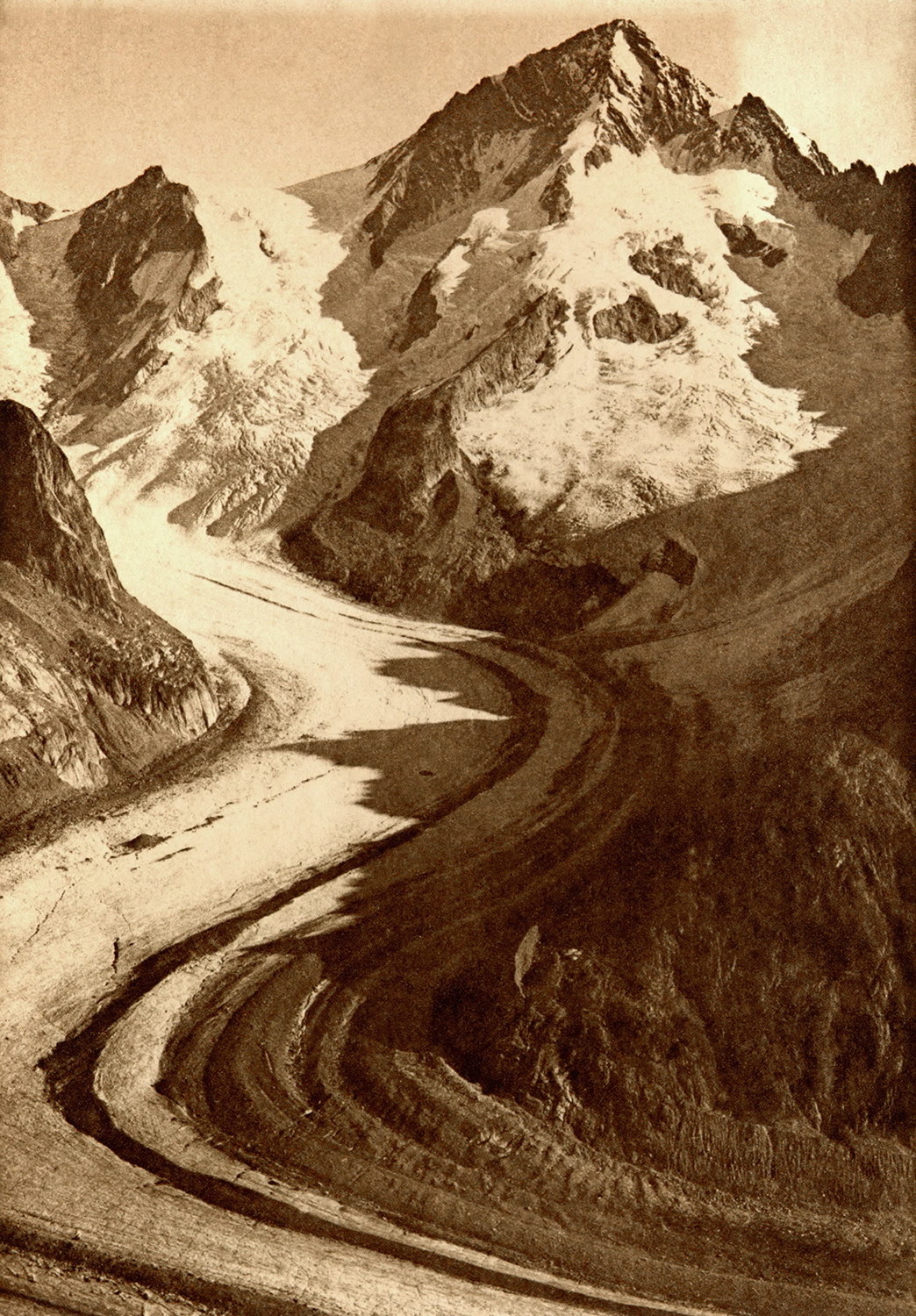 Aletschhorn vu du sud par Gyger