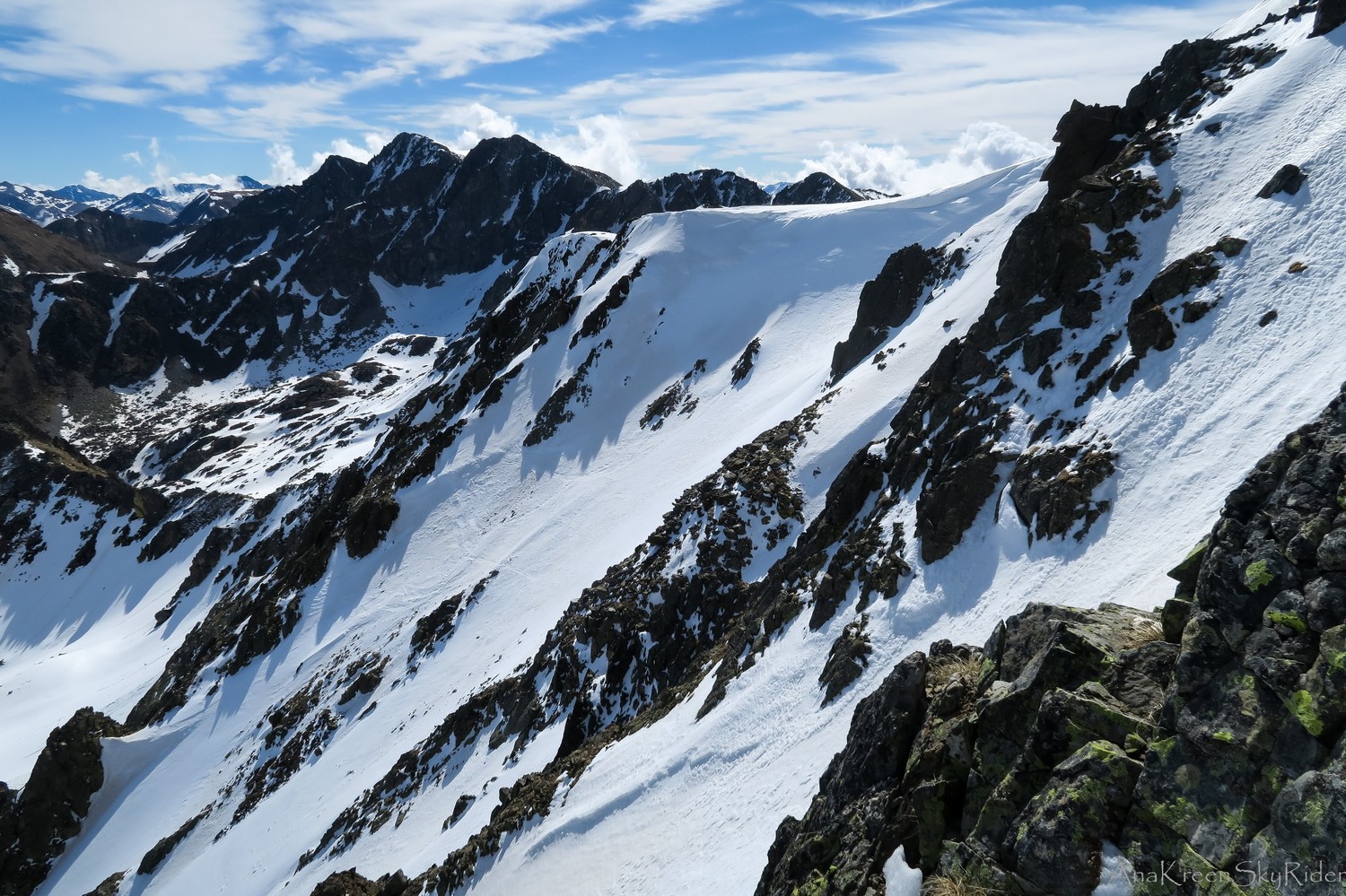 Couloir de descente vu de profil