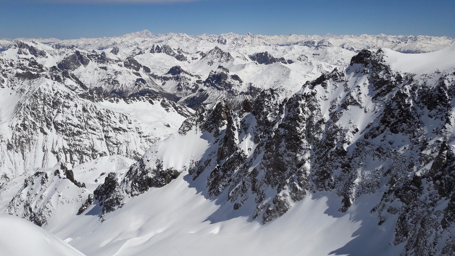 Du haut du couloir Piaget, vers le N-NE