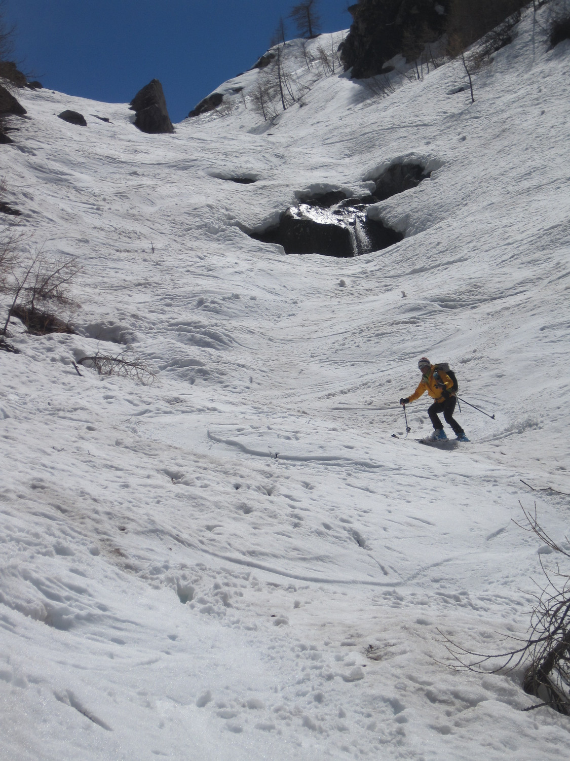 Neve pistata nel canale iniziale