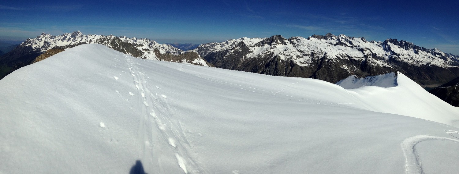 Panorama depuis le sommet versant Belledonne