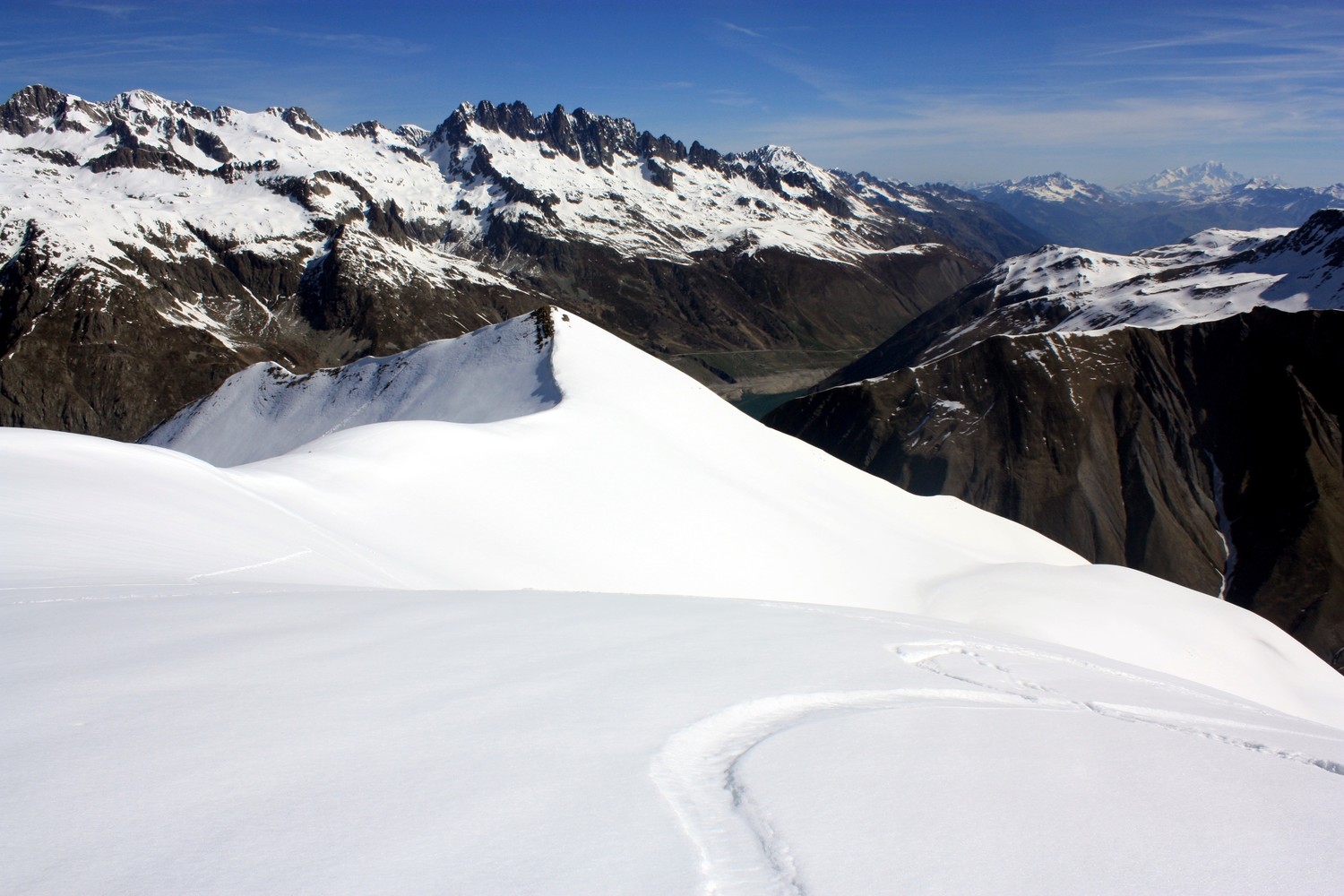 Vue vers les Aiguilles de l'Argentière